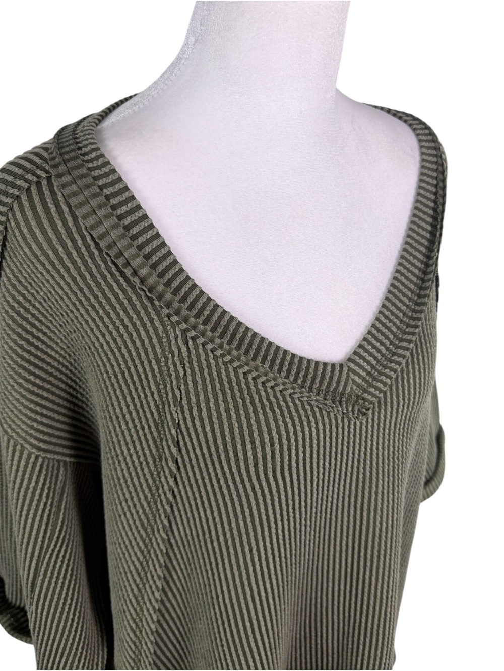 Zenana Outfitters Oversized Olive V-Neck Ribbed Knit Pullover Top size S-M Boho - Picture 6 of 10